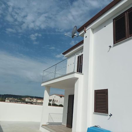 Appartement F2 Meuble Loculi Exterior foto